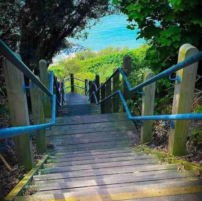 Lepine- Holiday Apartment In Sunny フォークストン エクステリア 写真